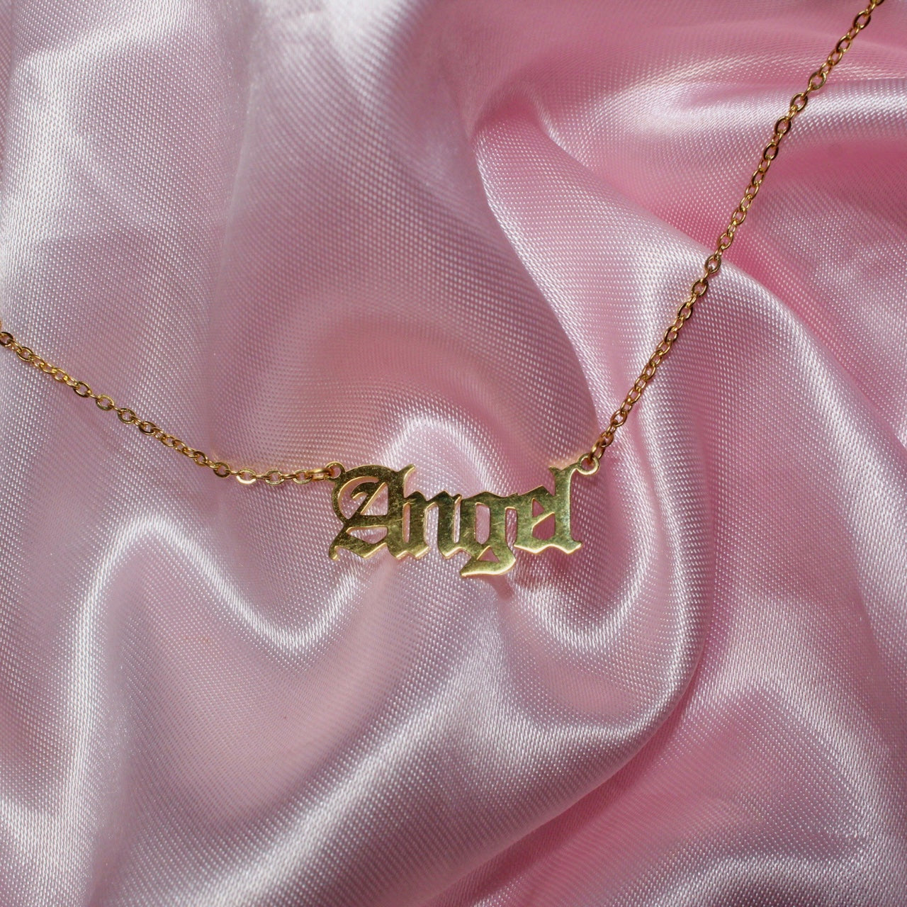Angel 18k Gold Necklace - Muna Jewelz